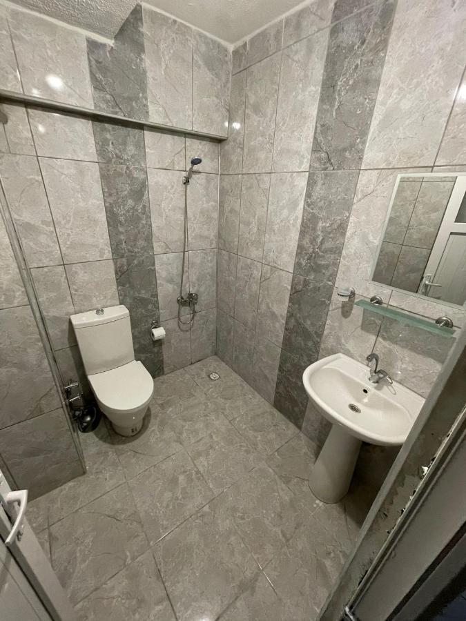Denizhan Hotel Antalia Esterno foto